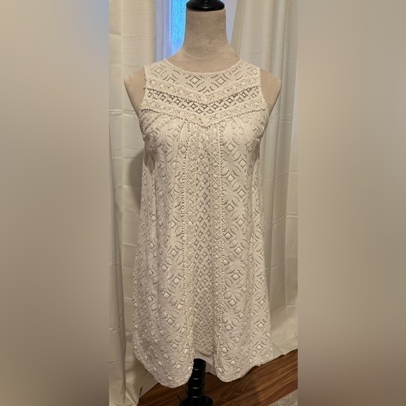 Xhilaration brand Women's Cream Sleeveless Lace
Mini mid length Dress Size M - Picture 1 of 7